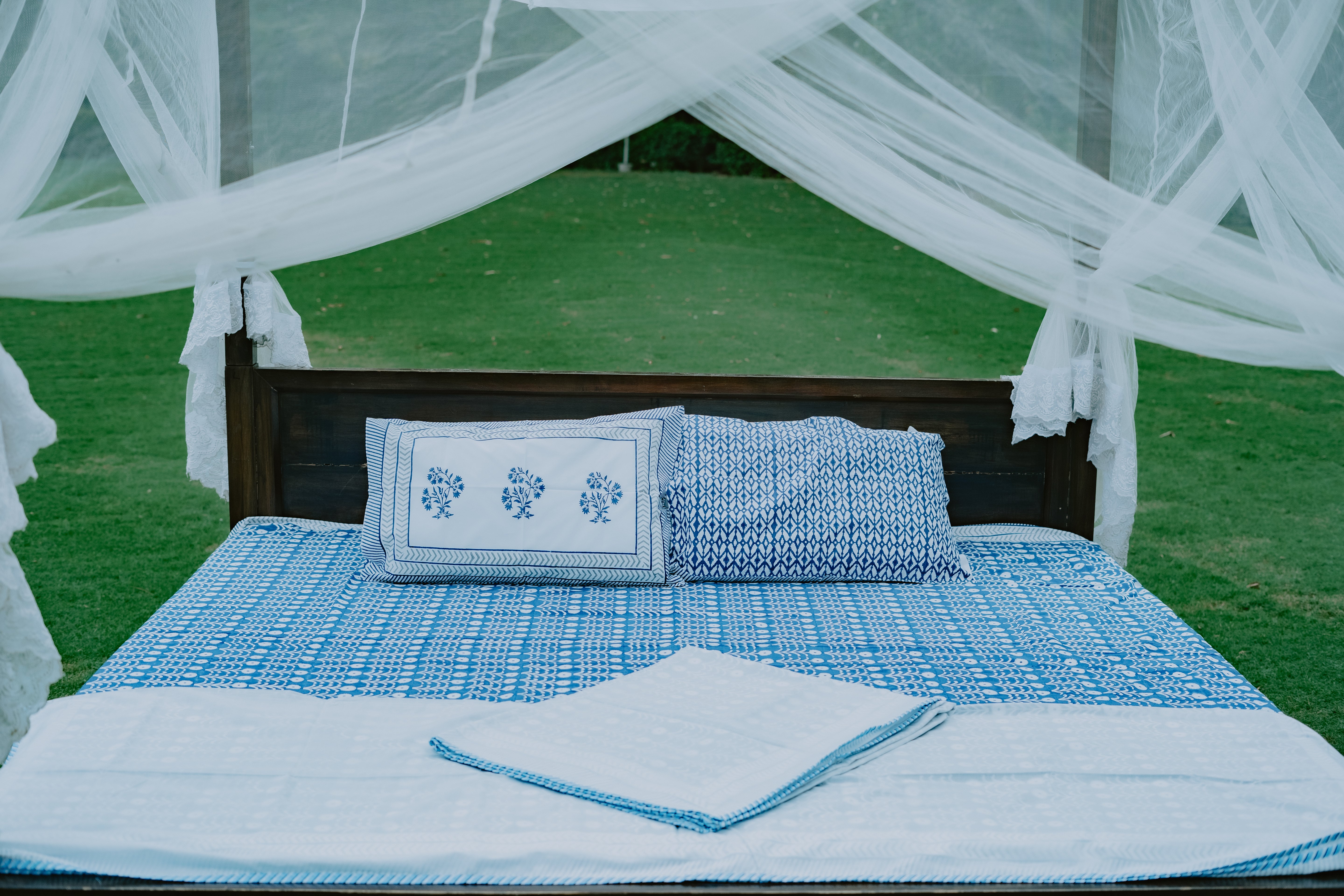 Midnight Fern Organic Cotton Bedsheet