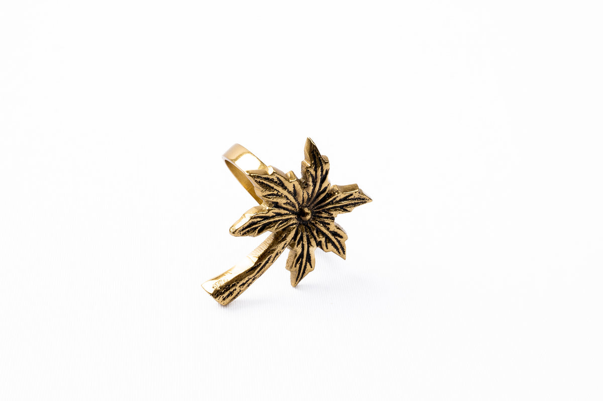 Palm napkin rings