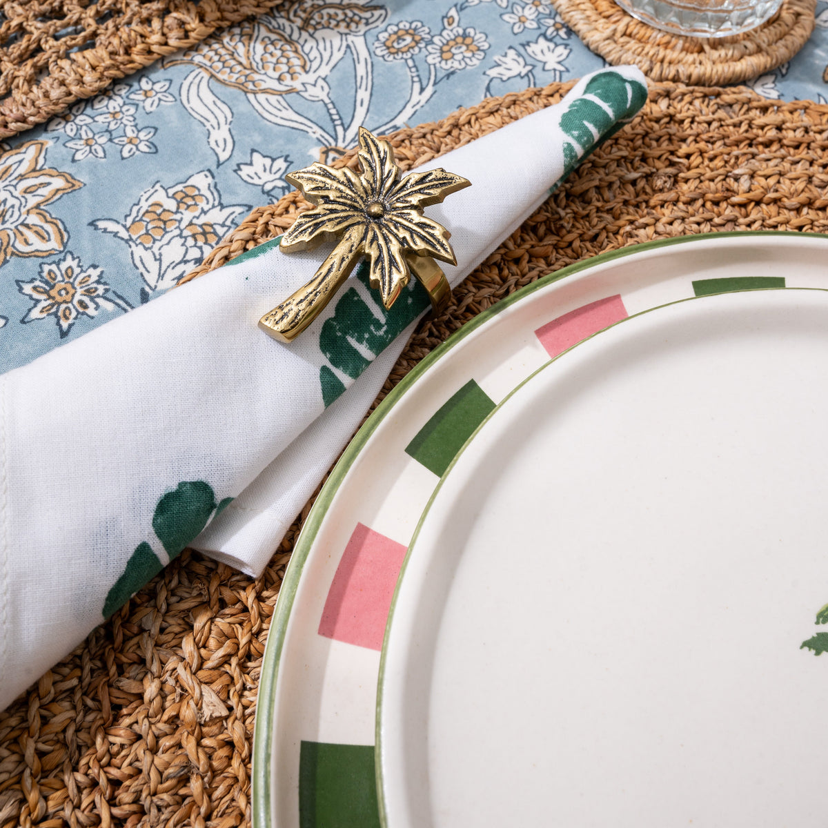 Palm napkin rings
