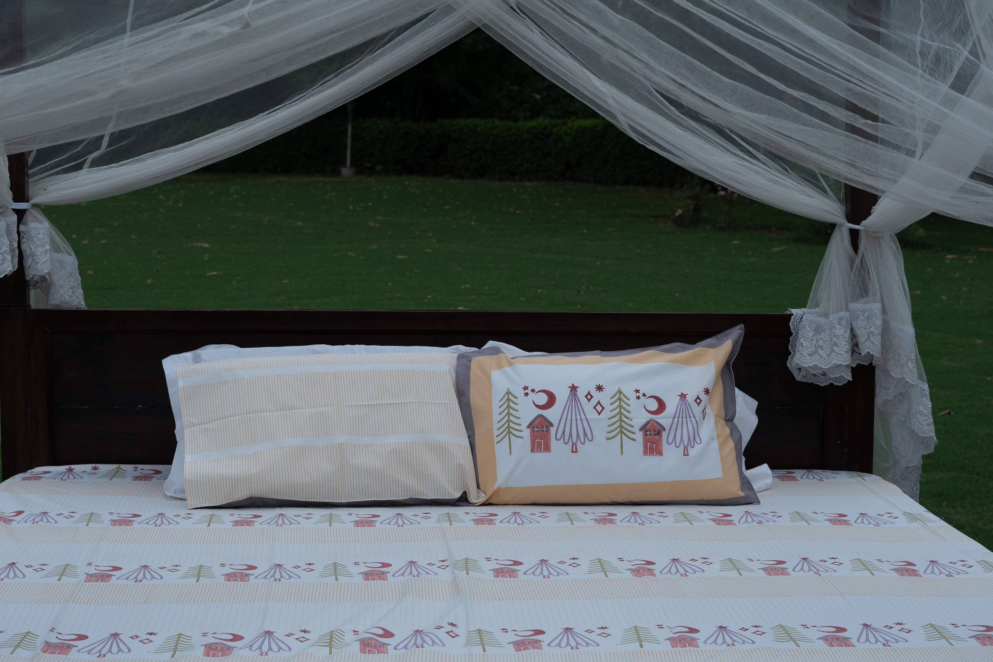 Moon and Pines Organic Cotton Bedsheet